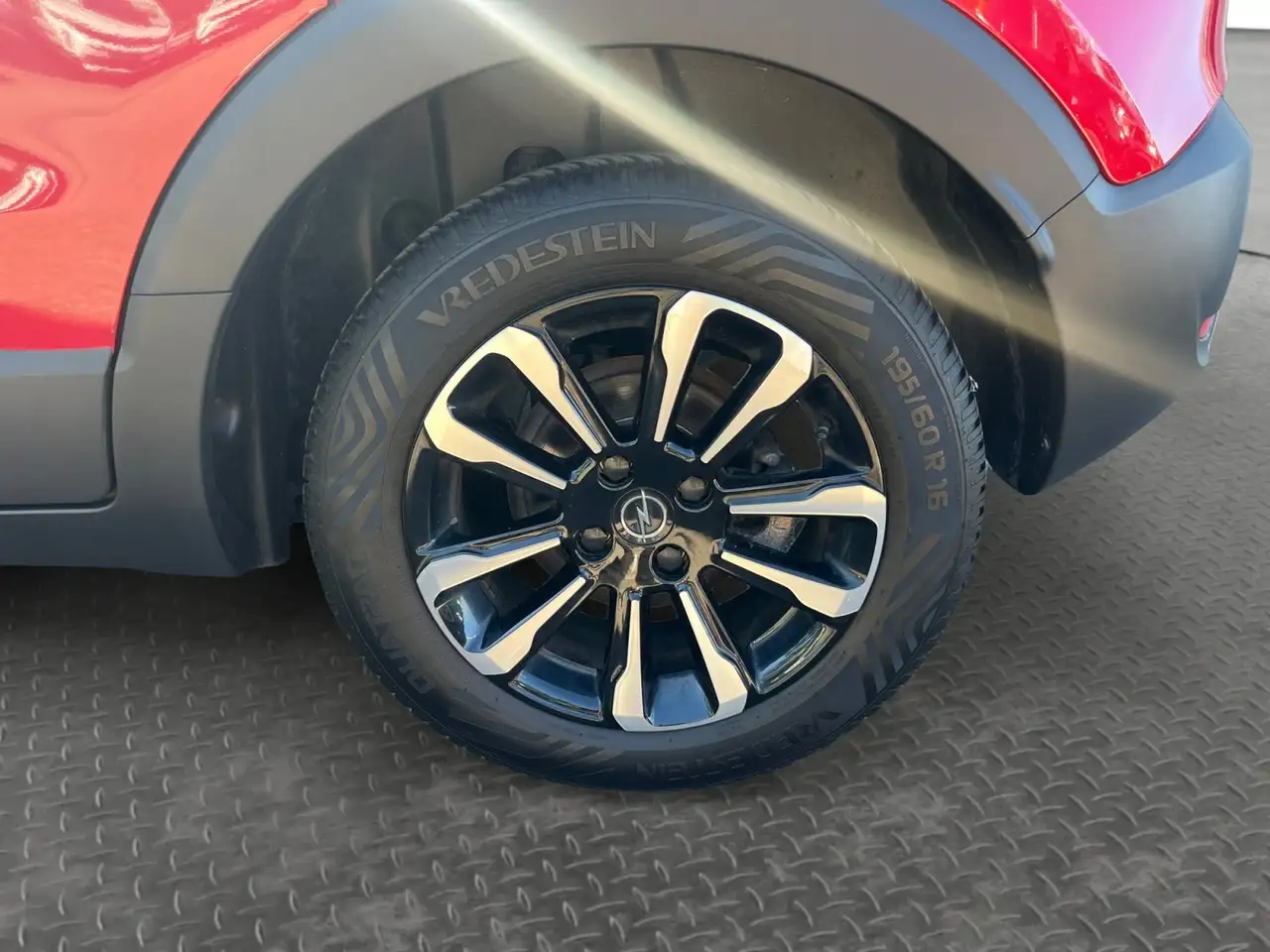 Opel Crossland 1.2 Turbo Elegance 2xKlima Facelift LM — Galería del vehículo 16