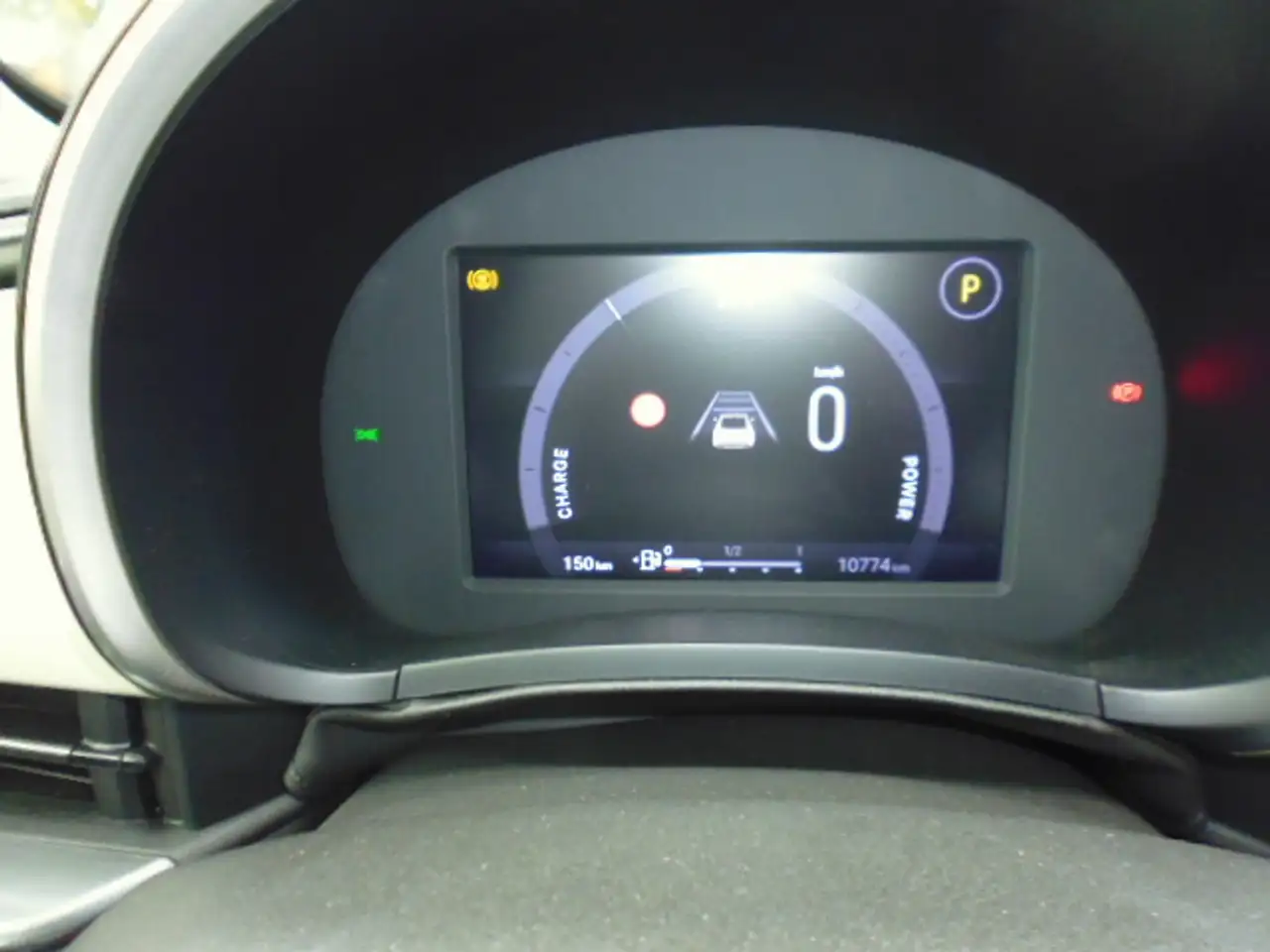 Fiat 600 Hybrid La Prima DCT Automatik 100KW/136PS — Galerie du véhicule 23