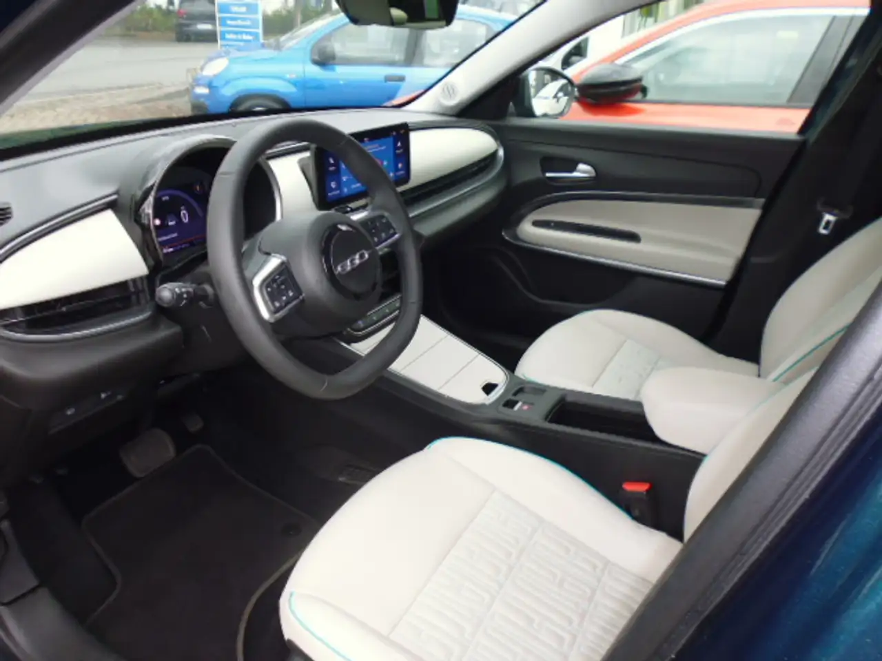 Fiat 600 Hybrid La Prima DCT Automatik 100KW/136PS — Galerie du véhicule 14