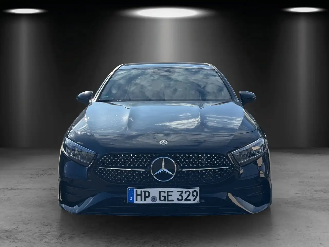 Mercedes-Benz A 180 AMG KeyGo LED Kamera Soundsystem Totwinkel — Galería del vehículo 6
