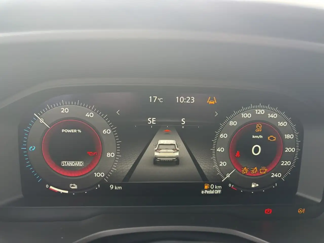 Nissan X-Trail 1.5 VC-T e-POWER e-4ORCE N-Trek — معرض صور السيارة 11