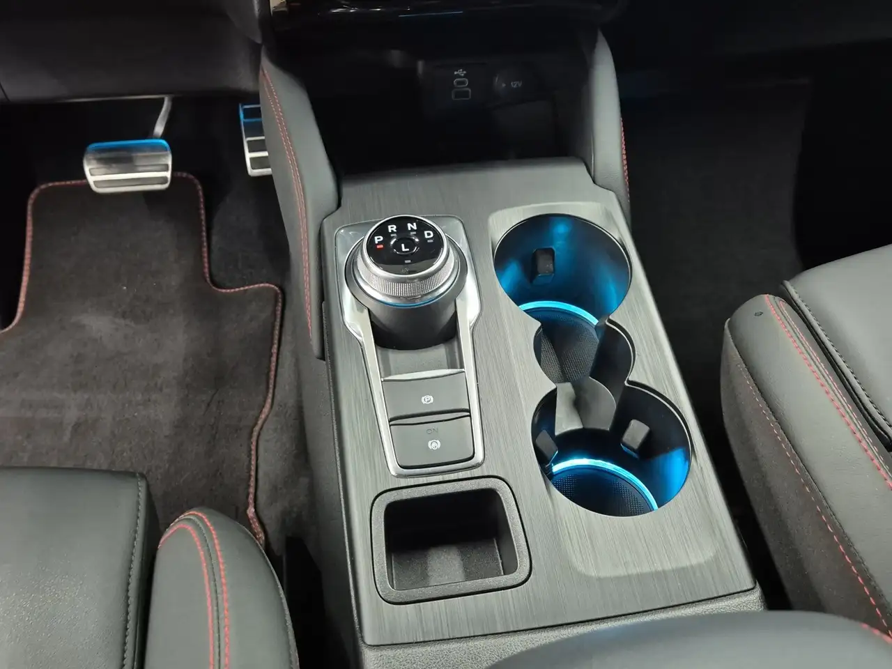 Ford Kuga ST-Line X Aut.*360GRAD*LED-MATRIX*NAVI*GRA*WINTER- — معرض صور السيارة 14