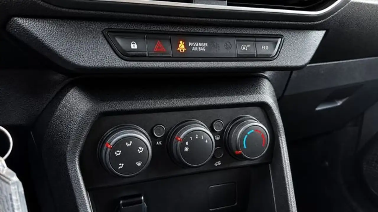 Dacia Jogger Extreme Go TCe 81kW (110CV) 7 plazas — Vehicle gallery 14