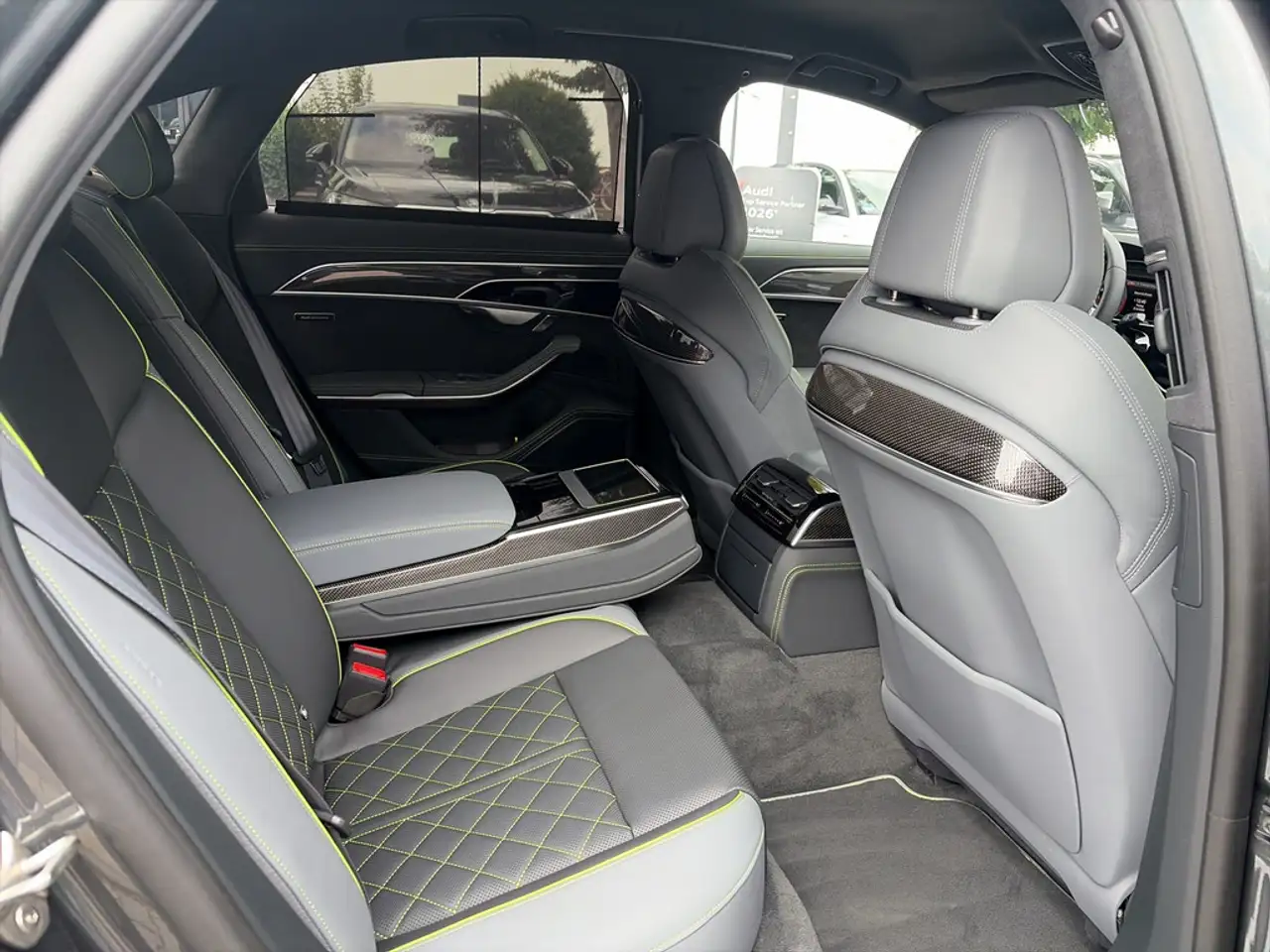Audi A8 60TFSI S line Black+/Exclusive/187UPE/Vollleder/Digi Matrix/HuD/360 — Vehicle gallery 15