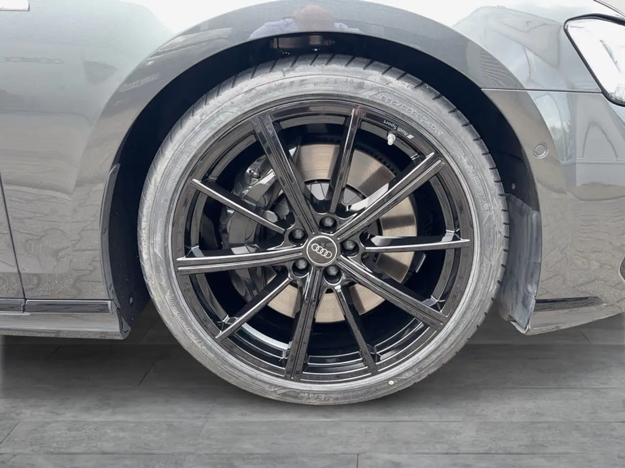 Audi A8 60TFSI S line Black+/Exclusive/187UPE/Vollleder/Digi Matrix/HuD/360 — Vehicle gallery 7