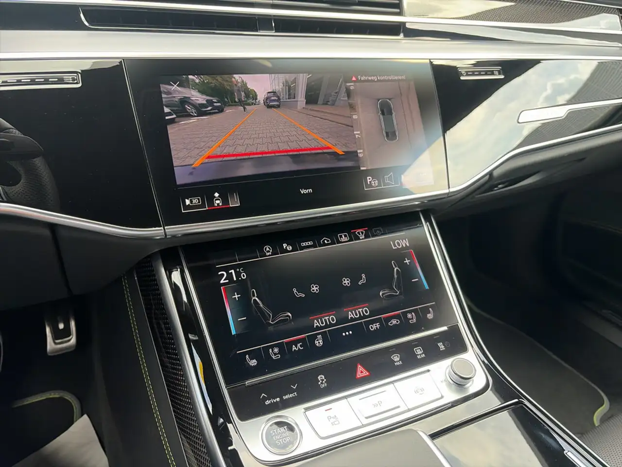 Audi A8 60TFSI S line Black+/Exclusive/187UPE/Vollleder/Digi Matrix/HuD/360 — Vehicle gallery 20