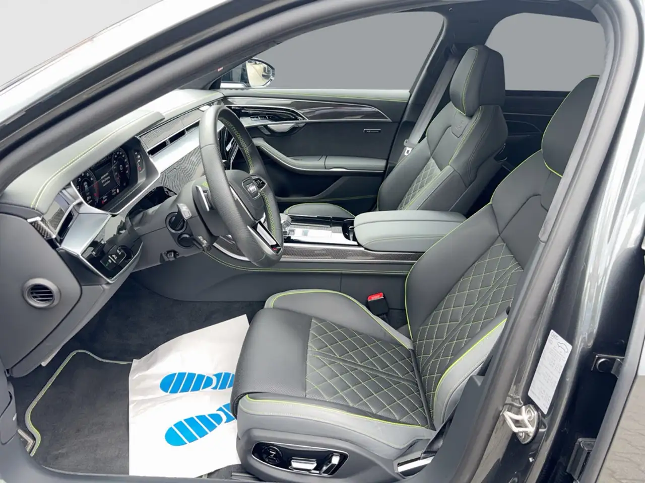 Audi A8 60TFSI S line Black+/Exclusive/187UPE/Vollleder/Digi Matrix/HuD/360 — Vehicle gallery 9