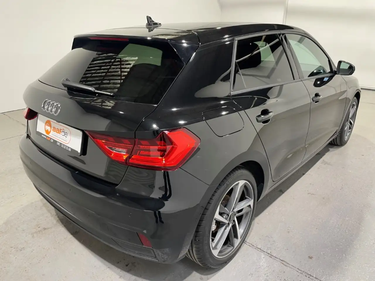 Audi A1 Sportback 35 TFSI EU6d Navi LED ACC PDCv+h — معرض صور السيارة 3
