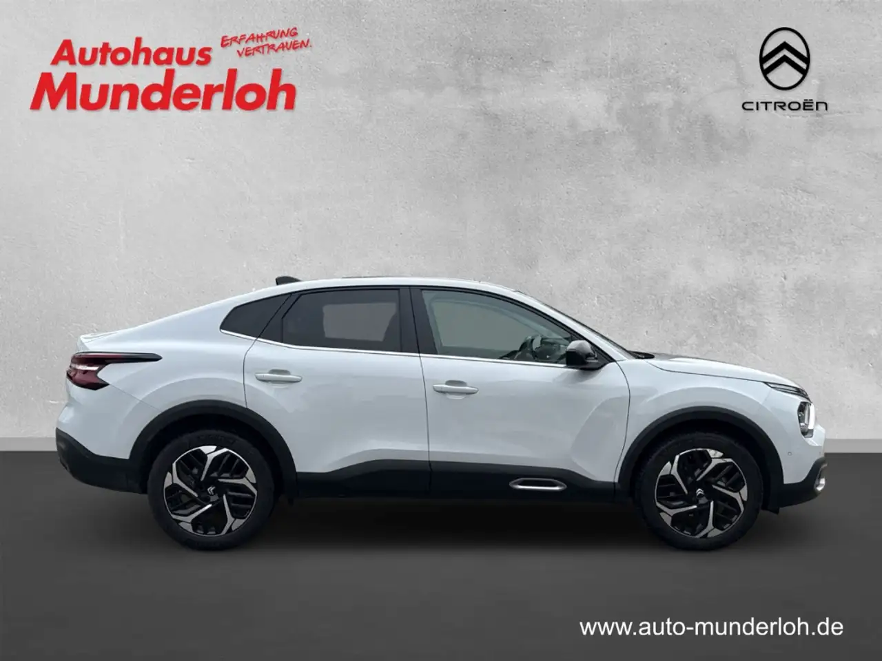 Citroen C4 PT 130 EAT8 Max KÄLTE-PAKET TECHNO-PAKET SOUND+LIG — Vehicle gallery 4