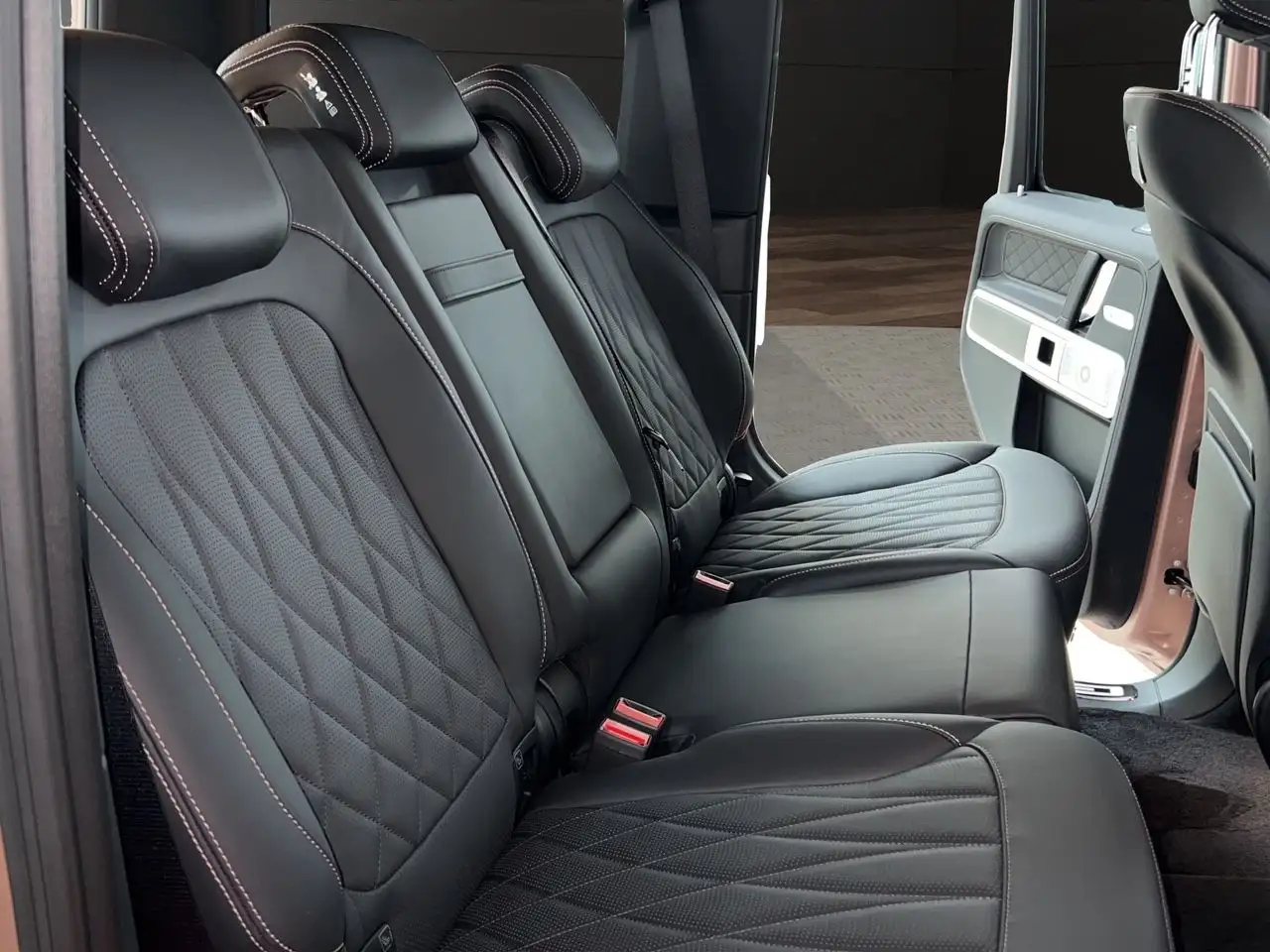 Mercedes-Benz G 500 G -Modell STRONGER THAN DIAMONDS 1OF300 — Galerie du véhicule 14