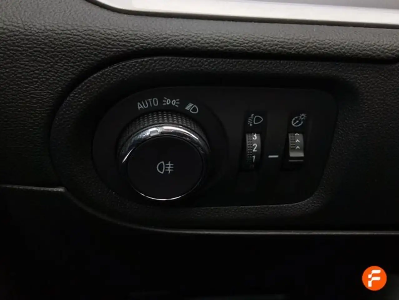 Opel Grandland 1.2T XHT MT6 S/S GS — Galería del vehículo 24