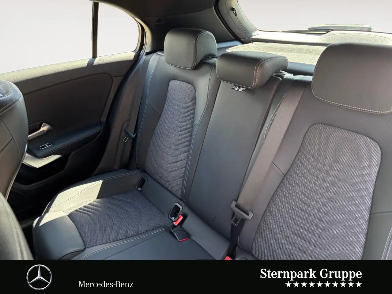 Mercedes-Benz A 250 A 250 e +LED+Distronic+Kamera+WinterP.+USB+LKRH. — Galería del vehículo 13