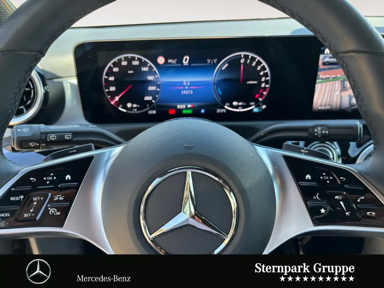 Mercedes-Benz A 250 A 250 e +LED+Distronic+Kamera+WinterP.+USB+LKRH. — Galería del vehículo 12