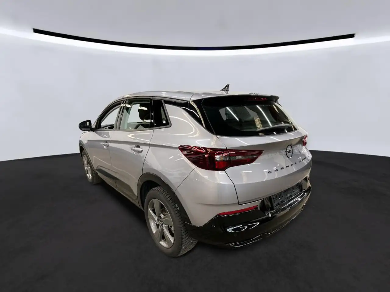 Opel Grandland GS Line 1.2 Automatik *ACC*CAM*SHZ* — Galería del vehículo 4