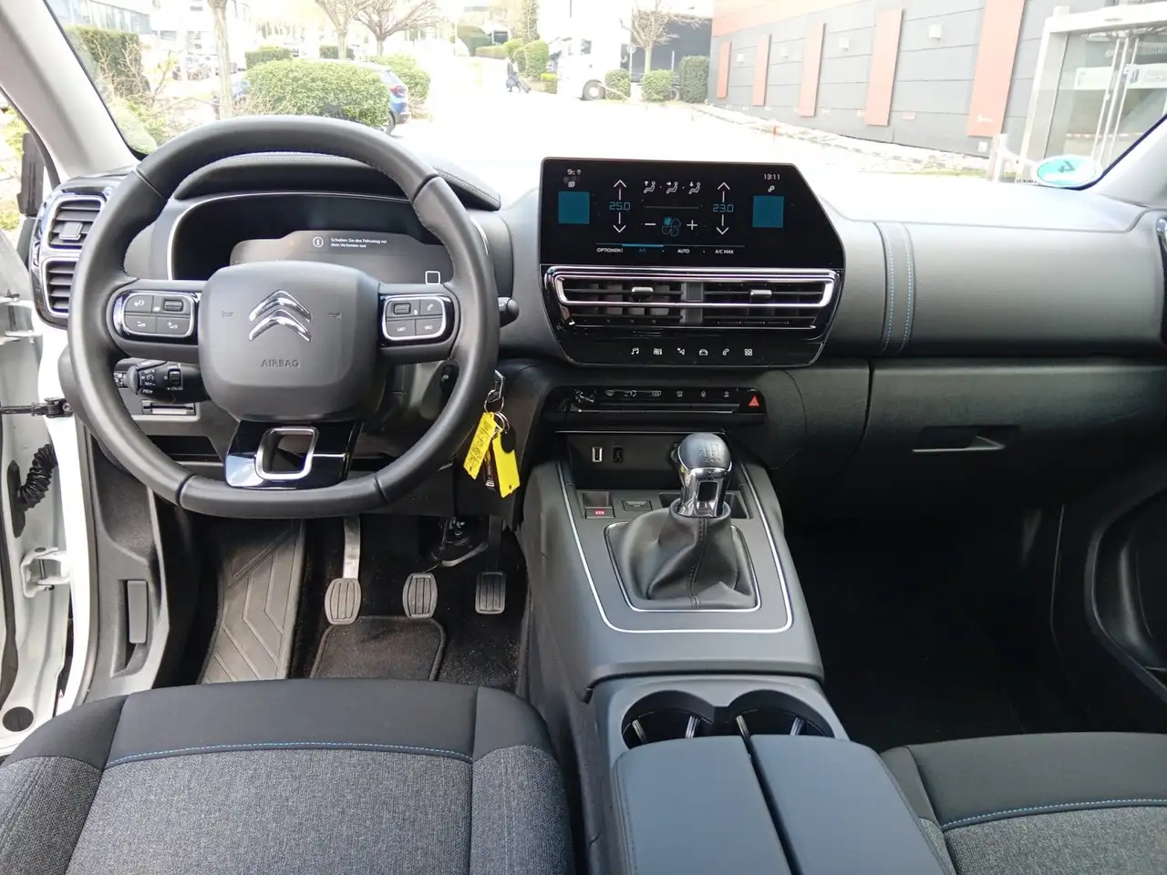 Citroen C5 Aircross Navigation LED+Navi+2xKlima+Schalter — معرض صور السيارة 15