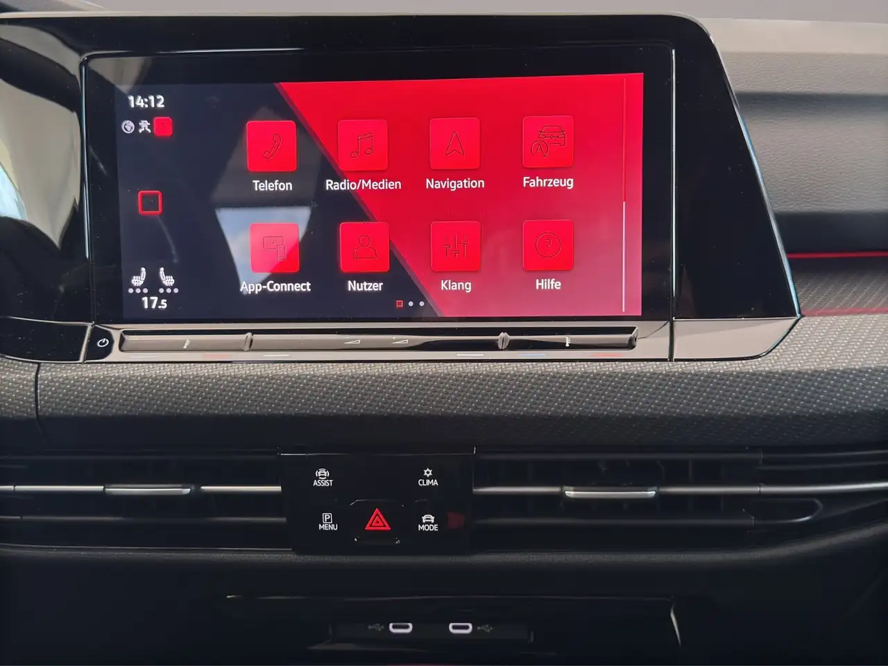 Volkswagen Golf VIII 1.5eTSI R-Line Matrix/Kamera/Navi/ACC/App — Galería del vehículo 20