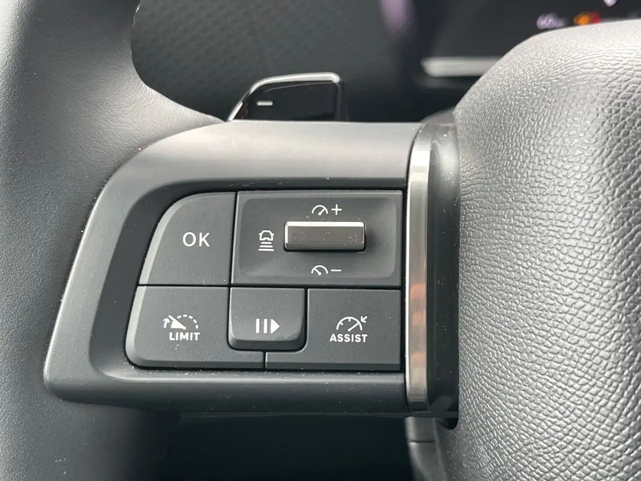 Citroen C4 1.2 PureTech 130 Max 360°Kamera+LED+Navigation — معرض صور السيارة 25