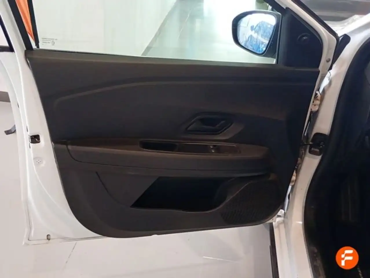 Dacia Sandero Stepway ECO-G Essential 74kW — Vehicle gallery 14
