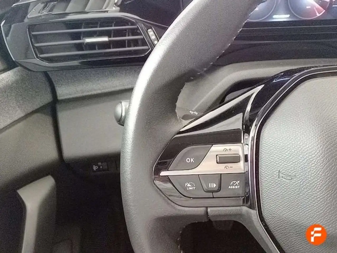 Peugeot 308 1.2 PureTech S&S Allure 130 — Galería del vehículo 10