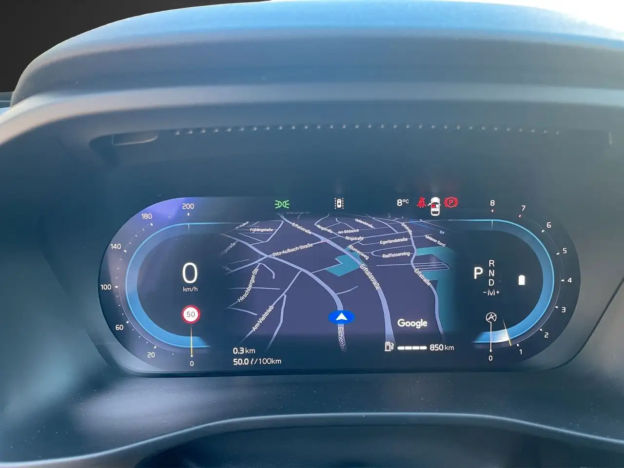 Volvo XC40 B3 Core 2WD — Galería del vehículo 16