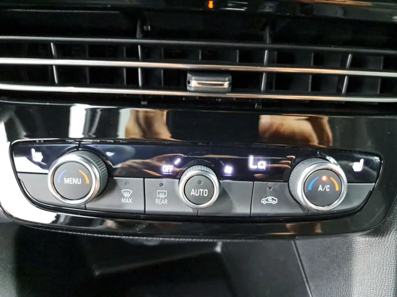 Opel Mokka 1.2 DI Turbo Automatik GS SHZ LHZ RFK LED — Galerie du véhicule 20
