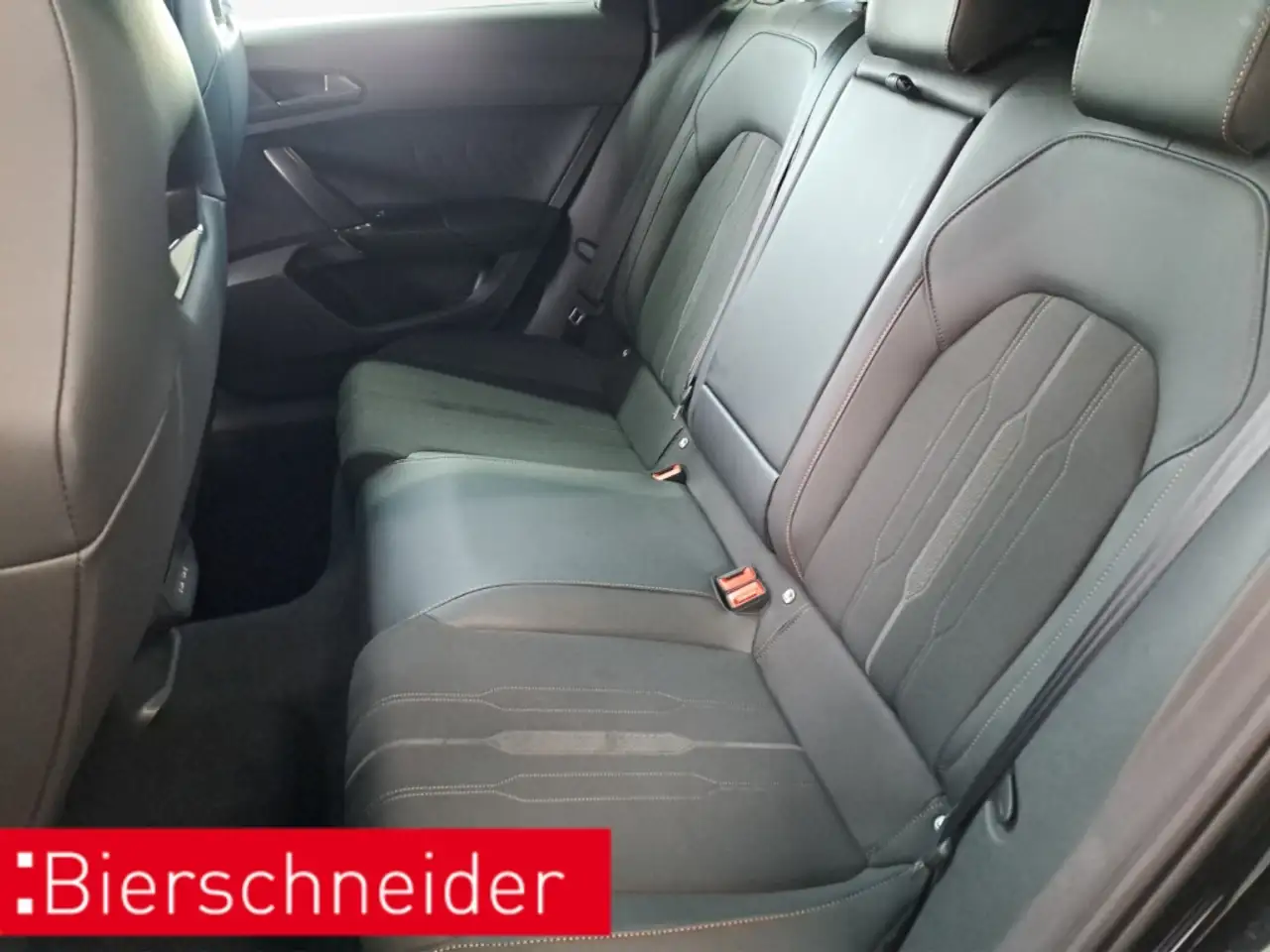 CUPRA Leon Sp. VZ 2.0 TSI DSG LED Navi Kamera ACC WP — Vehicle gallery 12