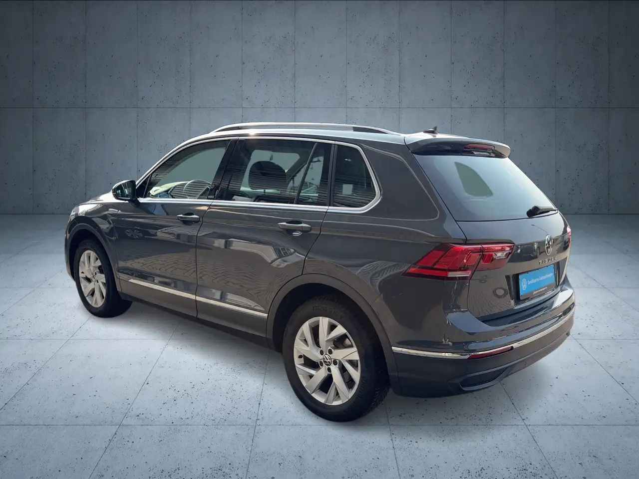 Volkswagen Tiguan MOVE 1.5 TSI ACC R-KAMERA LED NAVI PDC — معرض صور السيارة 6