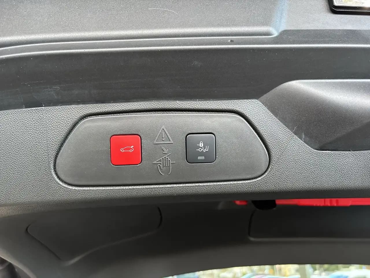 Opel Grandland 1.2 GS KLIMA+PDC+KAMERA+SHZ+LHZ+LED+AT — Vehicle gallery 18