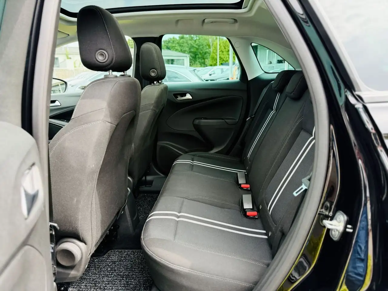 Opel Crossland X 1,2 T ELEG., Navi, Panod, LED, RFK, PTS, Tot, Spur — Vehicle gallery 10
