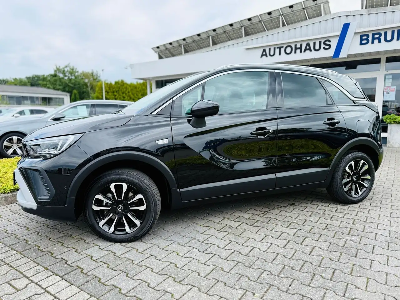 Opel Crossland X 1,2 T ELEG., Navi, Panod, LED, RFK, PTS, Tot, Spur — Vehicle gallery 2