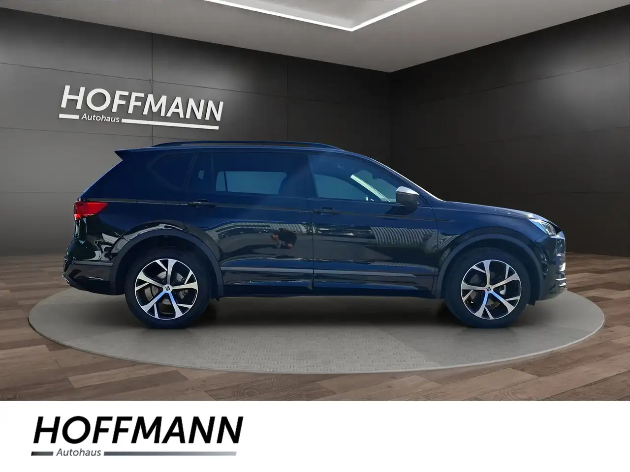 SEAT Tarraco 1.5 TSI DSG FR LED+Navi+ACC+Kamera+AHK — Galería del vehículo 4