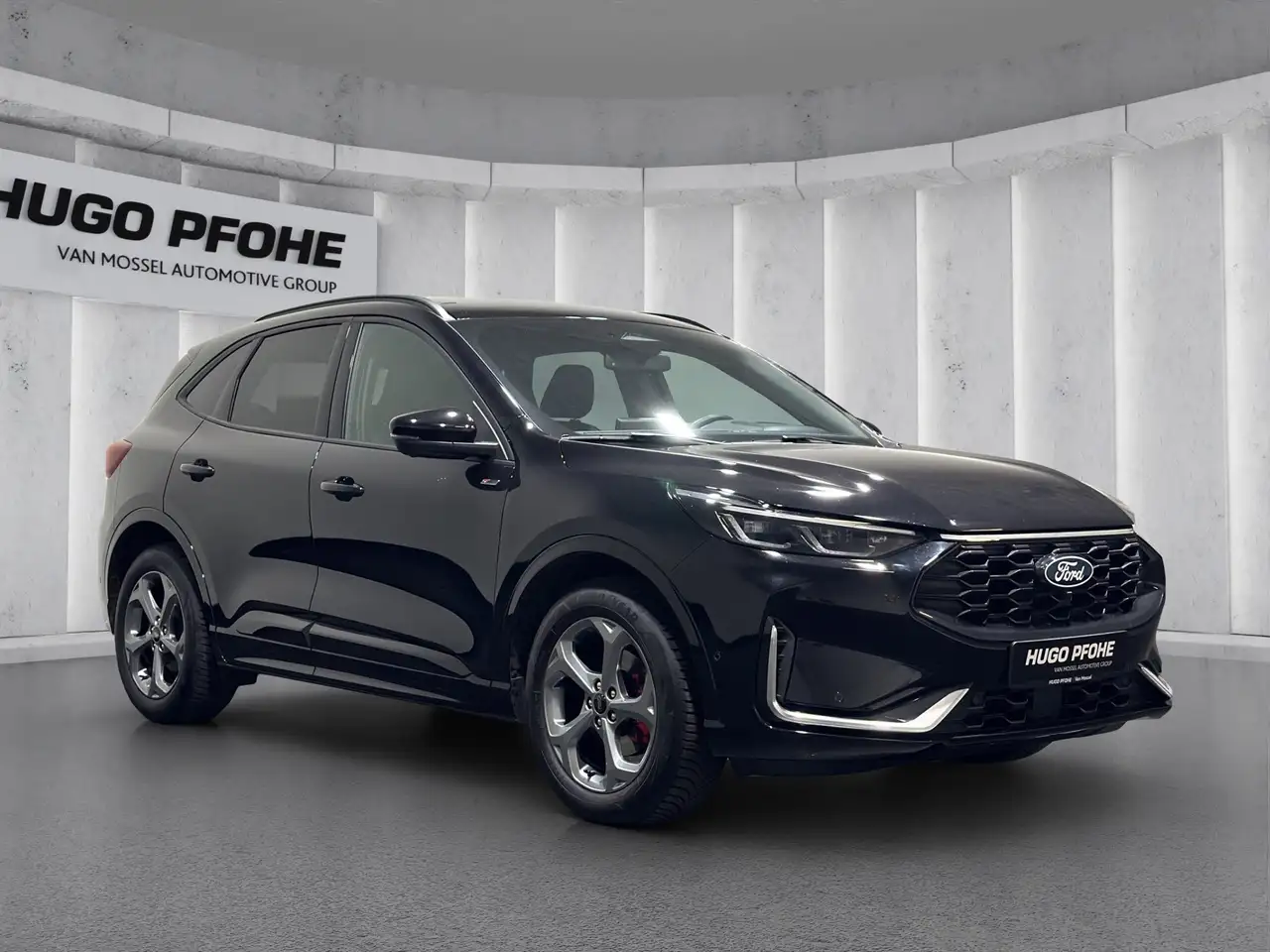 Ford Kuga ST-Line X Aut.*PANO*AHK*360GRAD*LED-MATRIX*NAVI*GR — Galería del vehículo 6