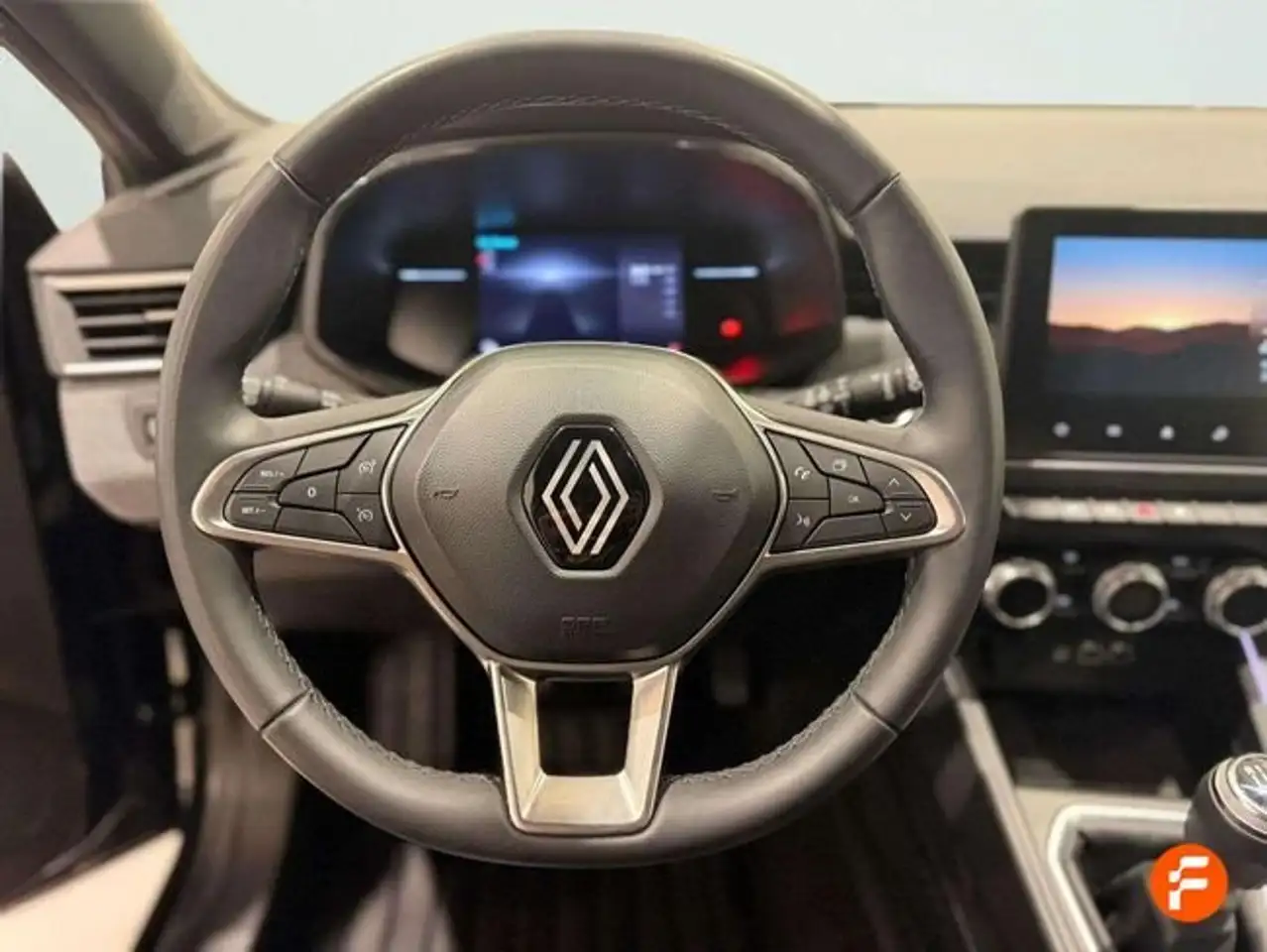 Renault Clio TCe Techno 67kW — Vehicle gallery 10