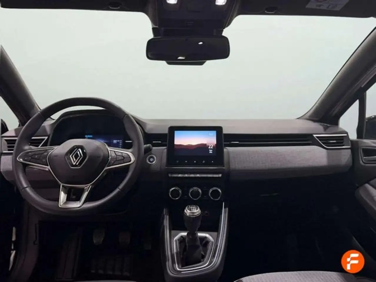 Renault Clio TCe Techno 67kW — Vehicle gallery 11