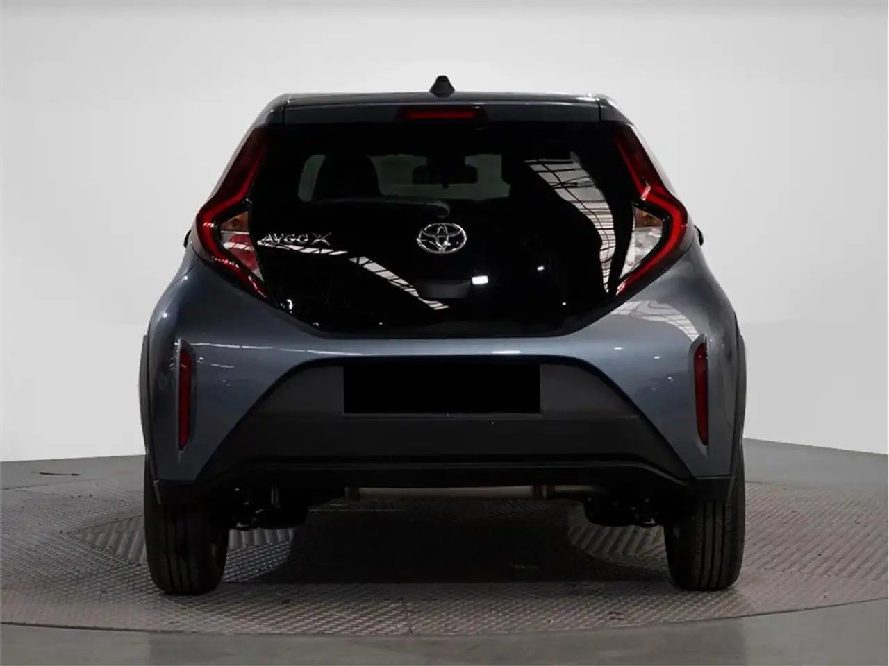 Toyota Aygo 1.0 VVT-I 72CV Play — Galería del vehículo 6