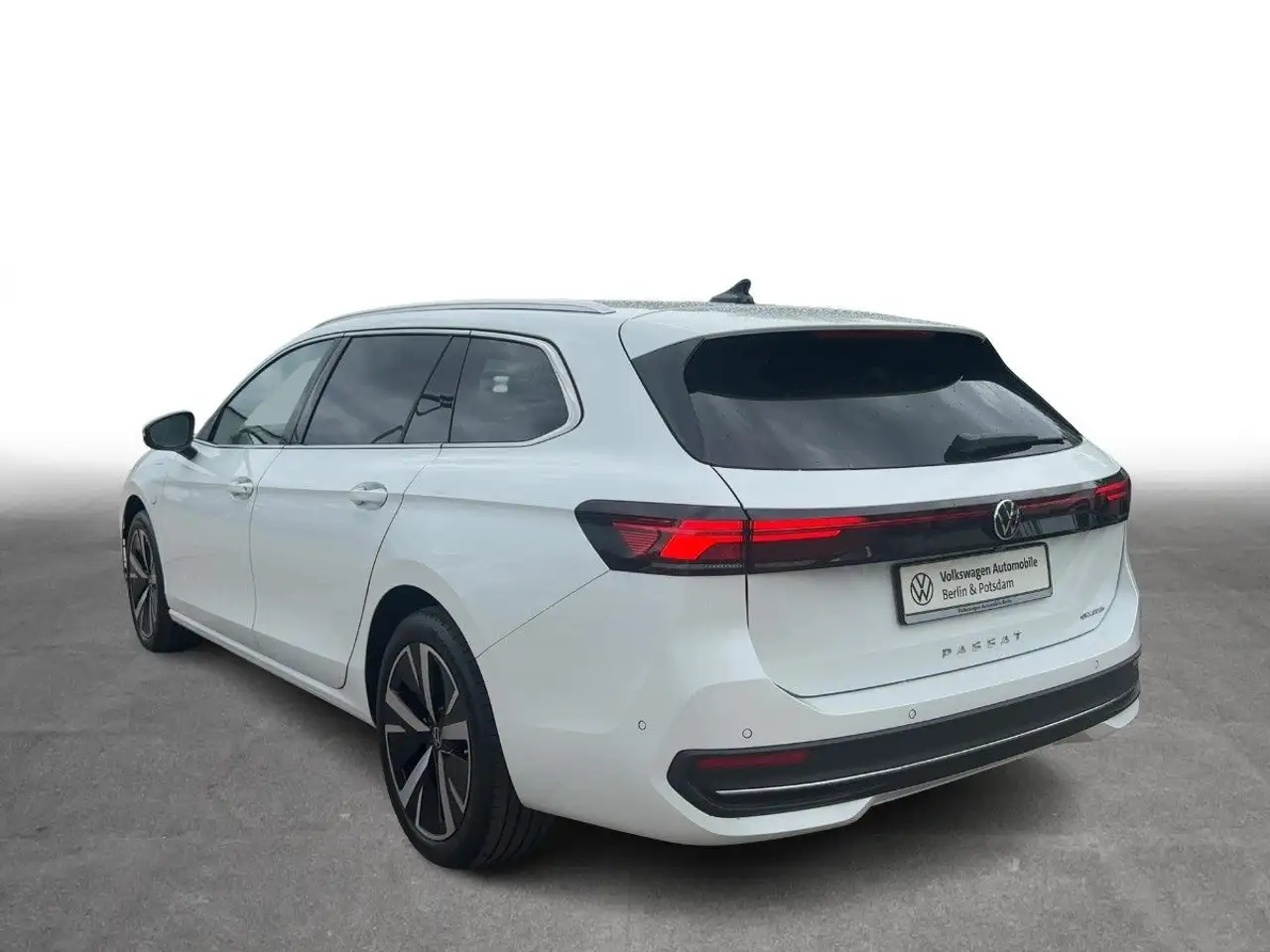 Volkswagen Passat Variant 1.5 eHybrid Business Navi LED ACC — Galerie du véhicule 3