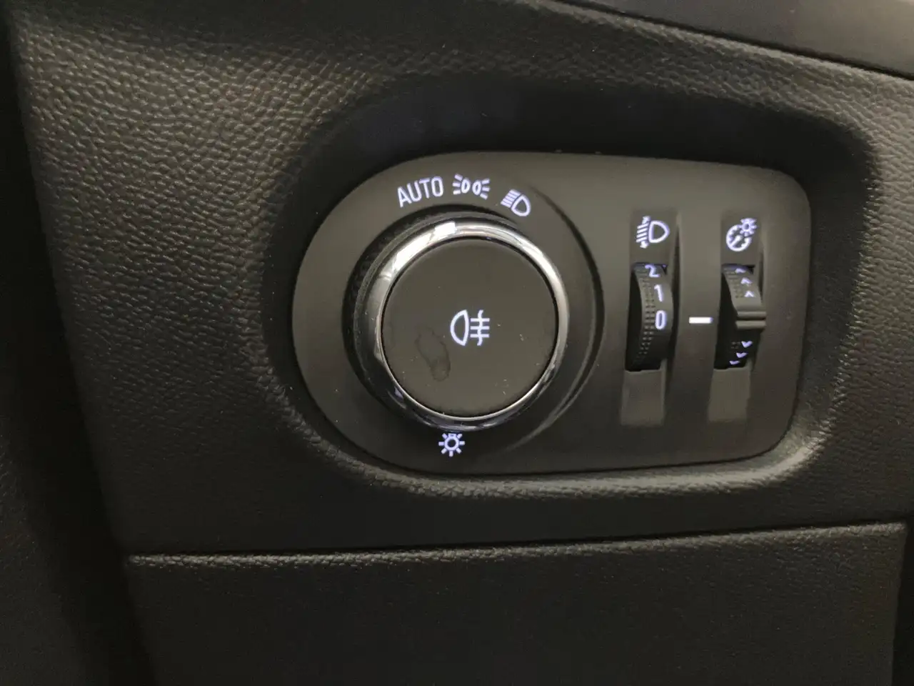 Opel Mokka 1.2 Parkpilot+17'' Alu Allwetter+LED — معرض صور السيارة 9