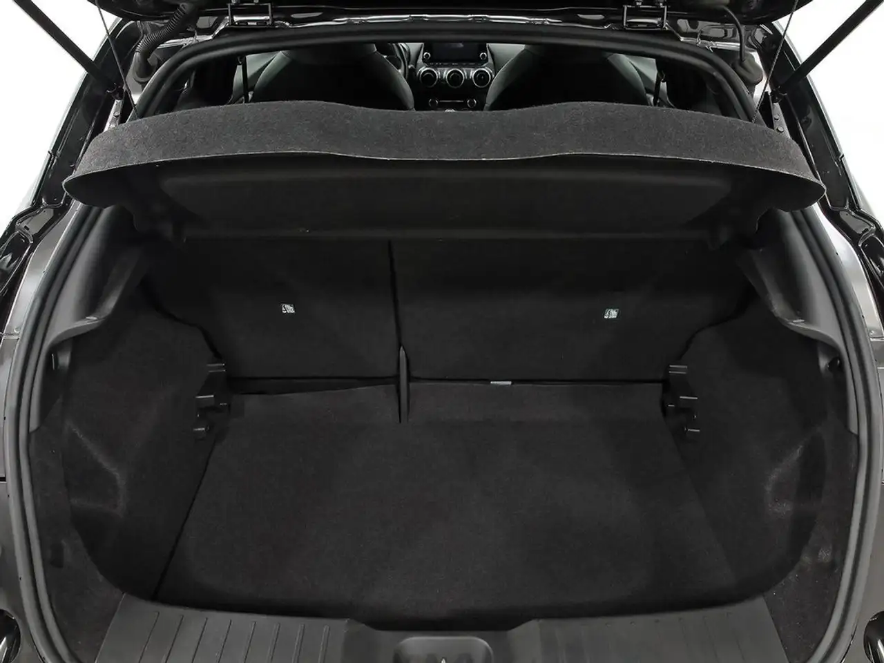 Nissan Juke DIG-T 84 kW (114 CV) 6M/T N-Connecta — معرض صور السيارة 9