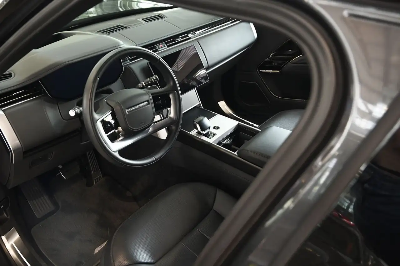 Land Rover Range Rover SV P615 - 1. Hand - Top Zustand — معرض صور السيارة 15