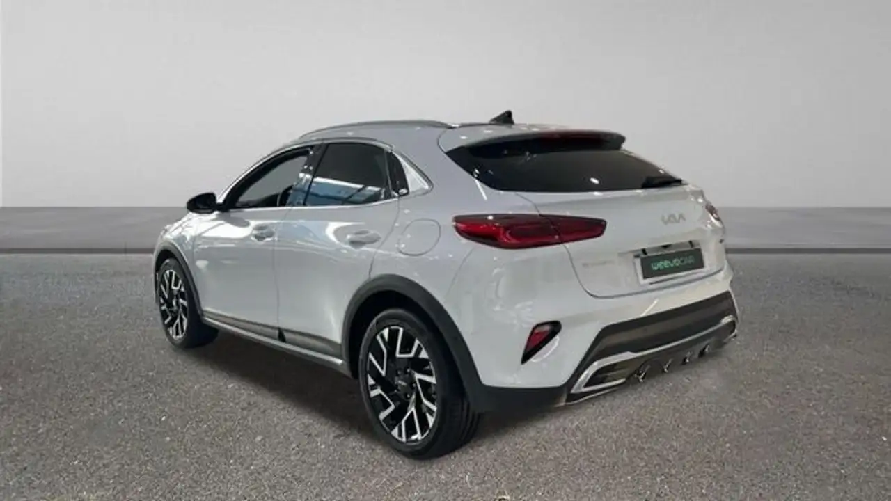 Kia XCeed 1.6 PHEV eMotion Aut. — معرض صور السيارة 2