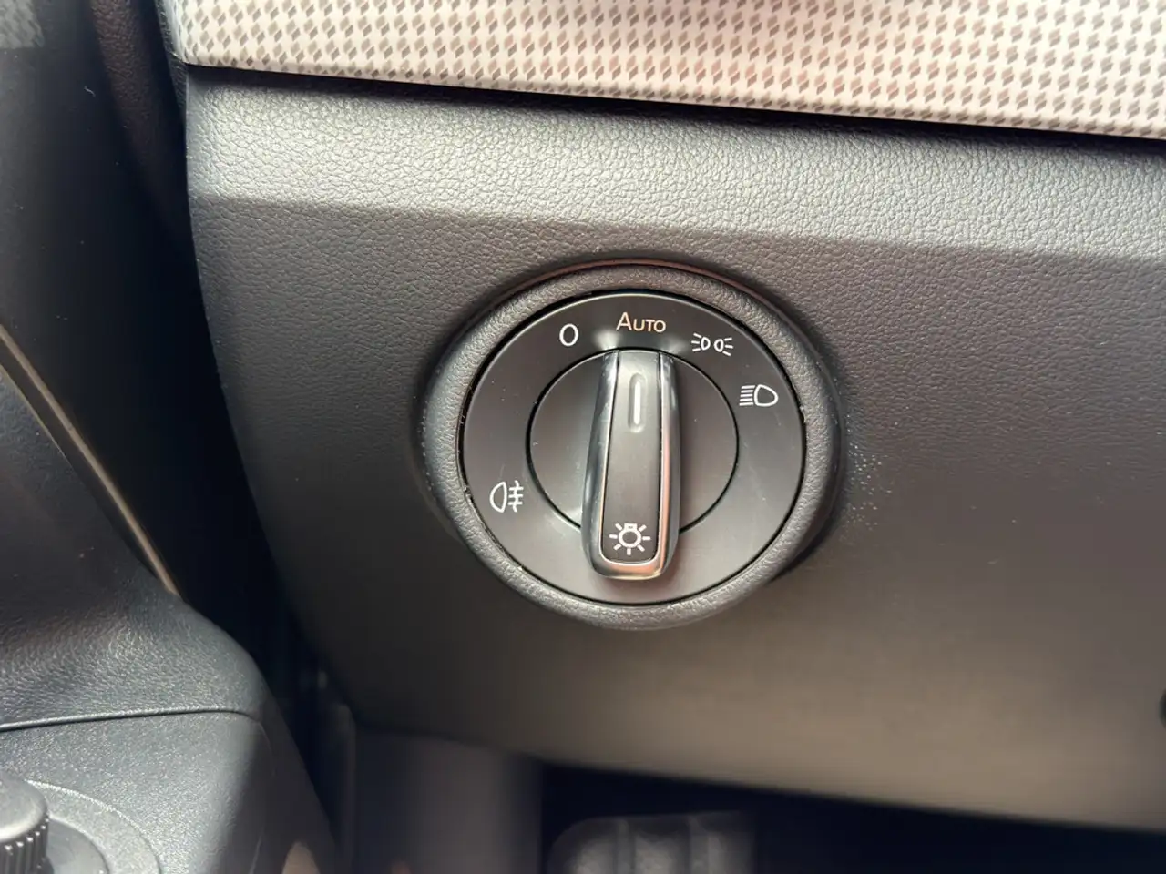 Volkswagen e-up! Edition 32,2 kWh Batterie — Galería del vehículo 28