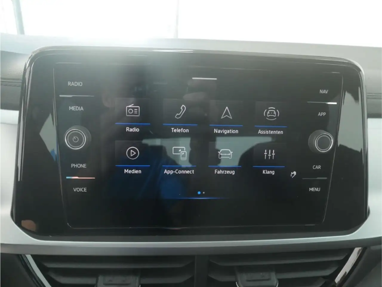 Volkswagen T-Roc 1.0 TSI Life 6-Gg. NAV/LED/Standheizung — معرض صور السيارة 22
