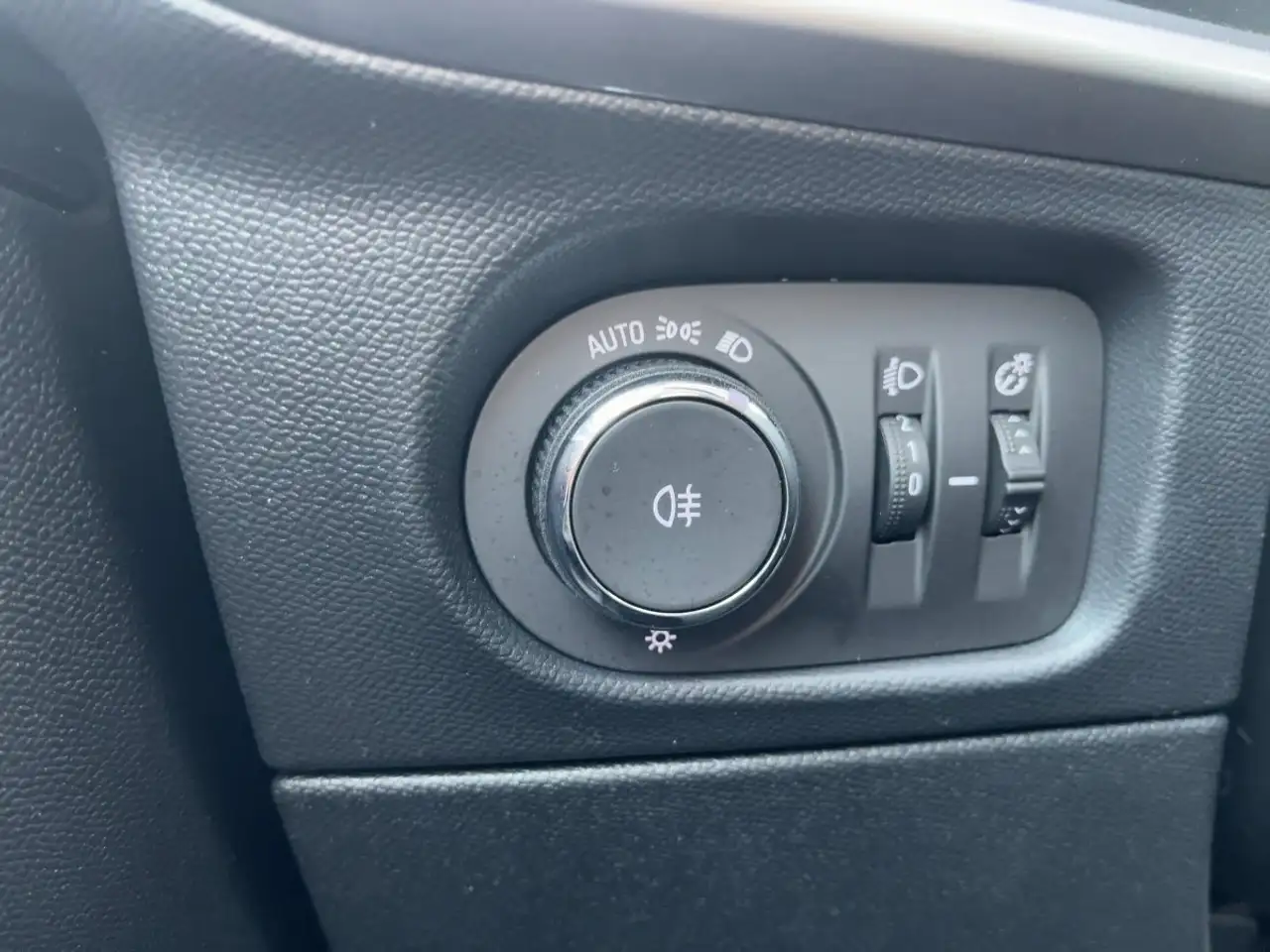 Opel Mokka 1.2 Elegance LED/SHZ/LHZ/PDC/Kamera — Vehicle gallery 19