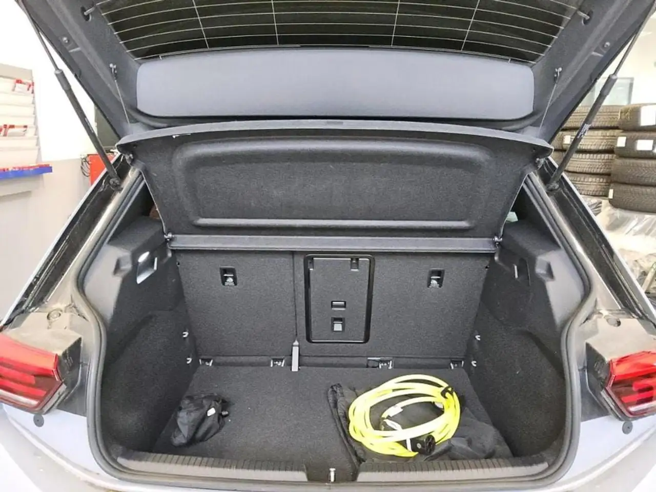 Volkswagen ID.3 Pro Move LED Rfk HZ HUD Allwetter — معرض صور السيارة 9
