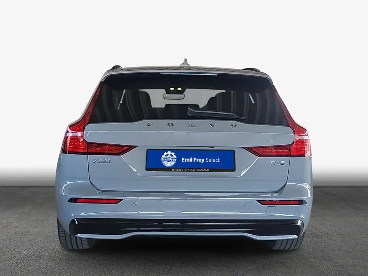 Volvo V60 T6 Plug-in Hybrid AWD Plus Dark — معرض صور السيارة 8