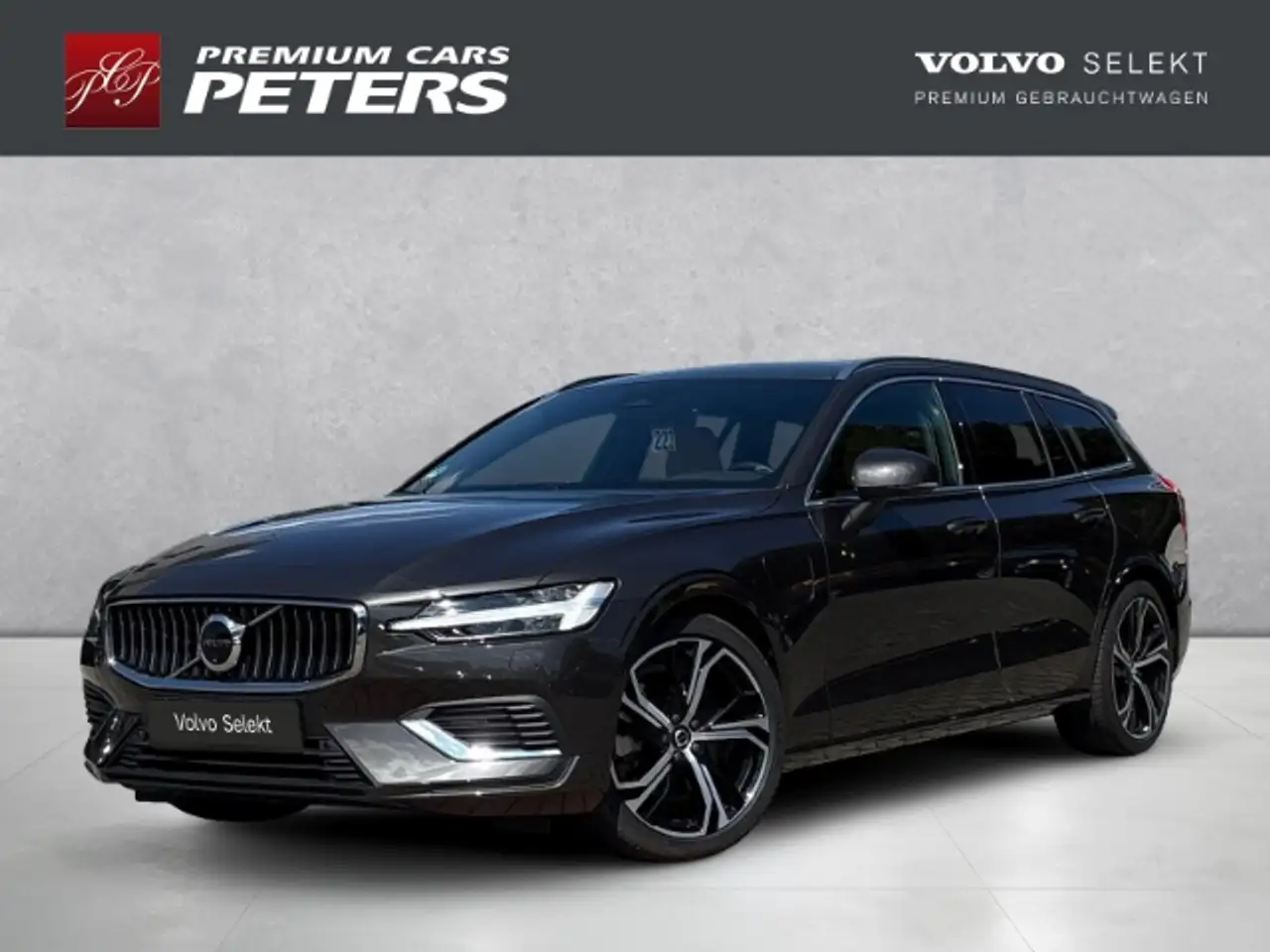 Volvo V60 Plus Bright T8 19''LM Pano Klimasitze HUD AHK eSta — Dortmund