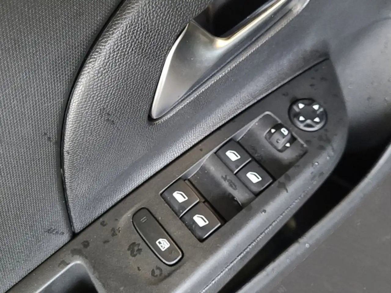 Opel Corsa F Basis — Galerie du véhicule 13