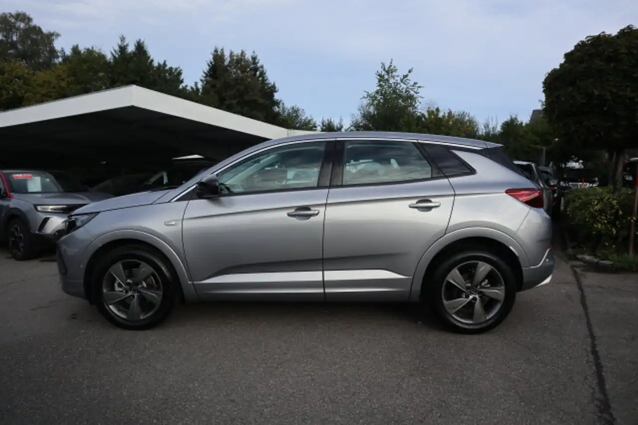 Opel Grandland Grandland 1.2 Turbo GS Line LED/PDC/Kamera/LM BC — Galerie du véhicule 4
