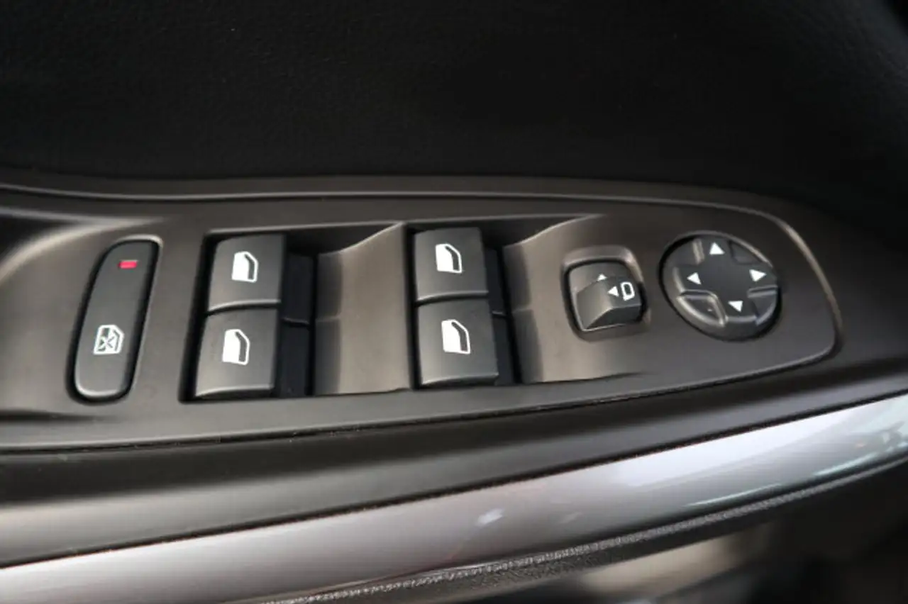 Opel Grandland Grandland 1.2 Turbo GS Line LED/PDC/Kamera/LM BC — Galerie du véhicule 9