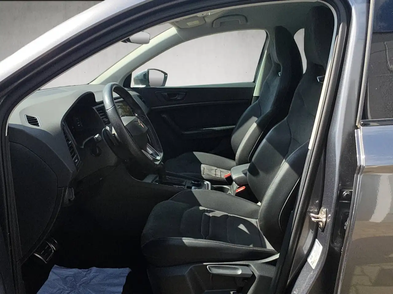 CUPRA Ateca 1.5 TSI DSG 5J Gar elHK ACC TRAVEL ALCANT — معرض صور السيارة 12